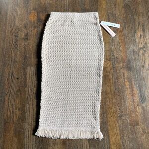 NWT Sz XS Aqua for Bloomingdales crochet midi skirt with fringe in sand